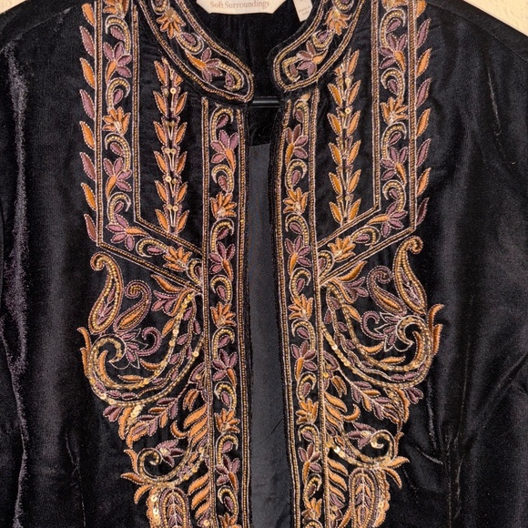 Soft Surroundings Belcastle Embroidered Velvet Jacket - Picture 7 of 14